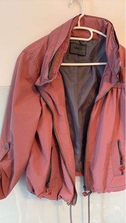 Only Regenjacke Gr. S Rosa - Ideal für den Herbst!