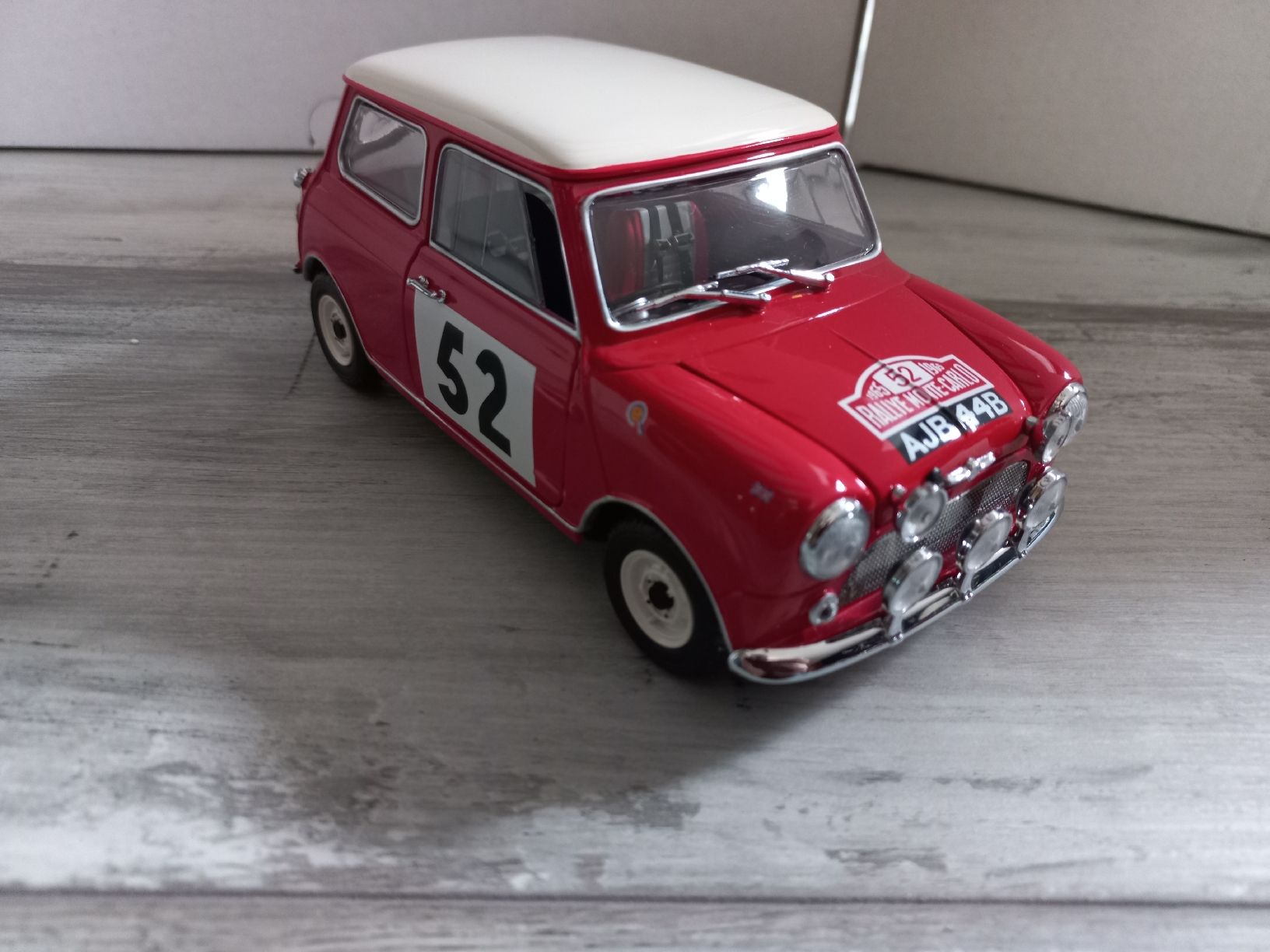 Kyosho Modellini d'auto: Morris Mini Cooper S 1/18 Kyosho – Nuovo (secondo la descrizione) da Attalens venduto da remy_s00 4