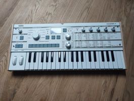 Korg Synthesizer microKORG S - sehr guter Zustand