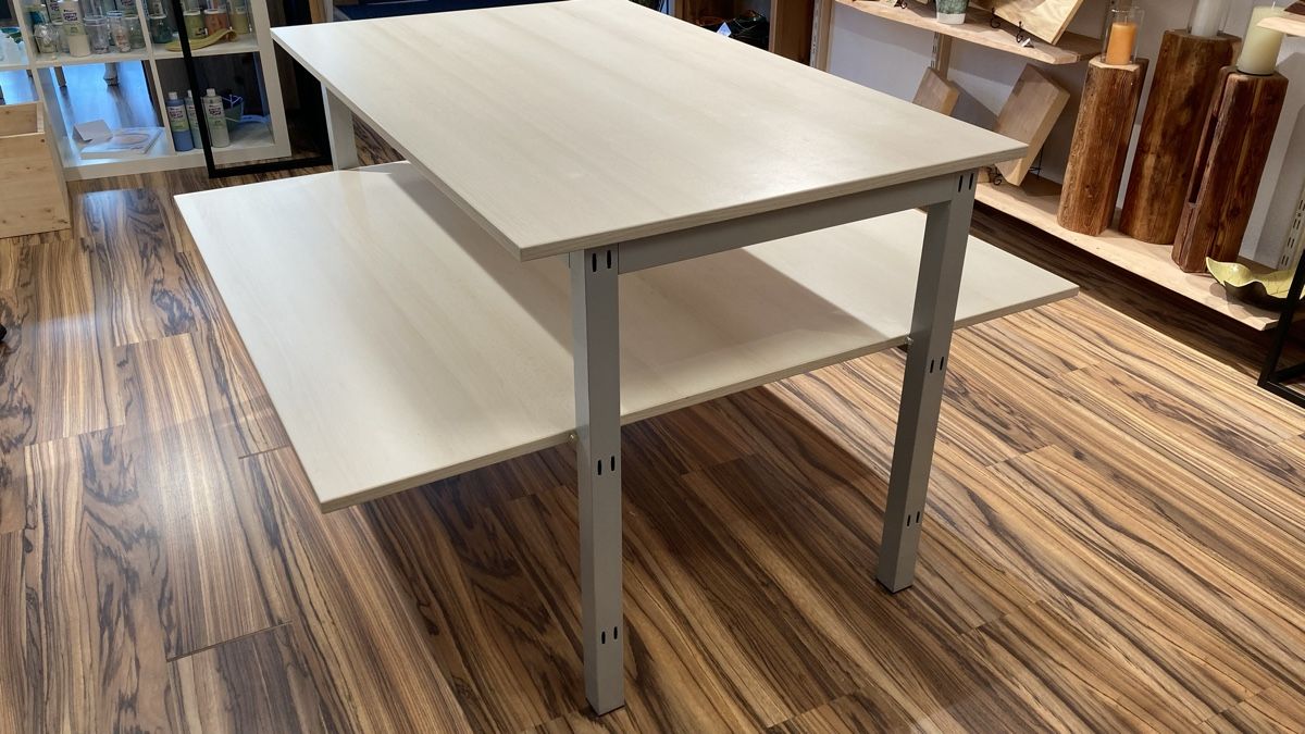 Tische: Ladentisch – Gebraucht aus Wila von diesar