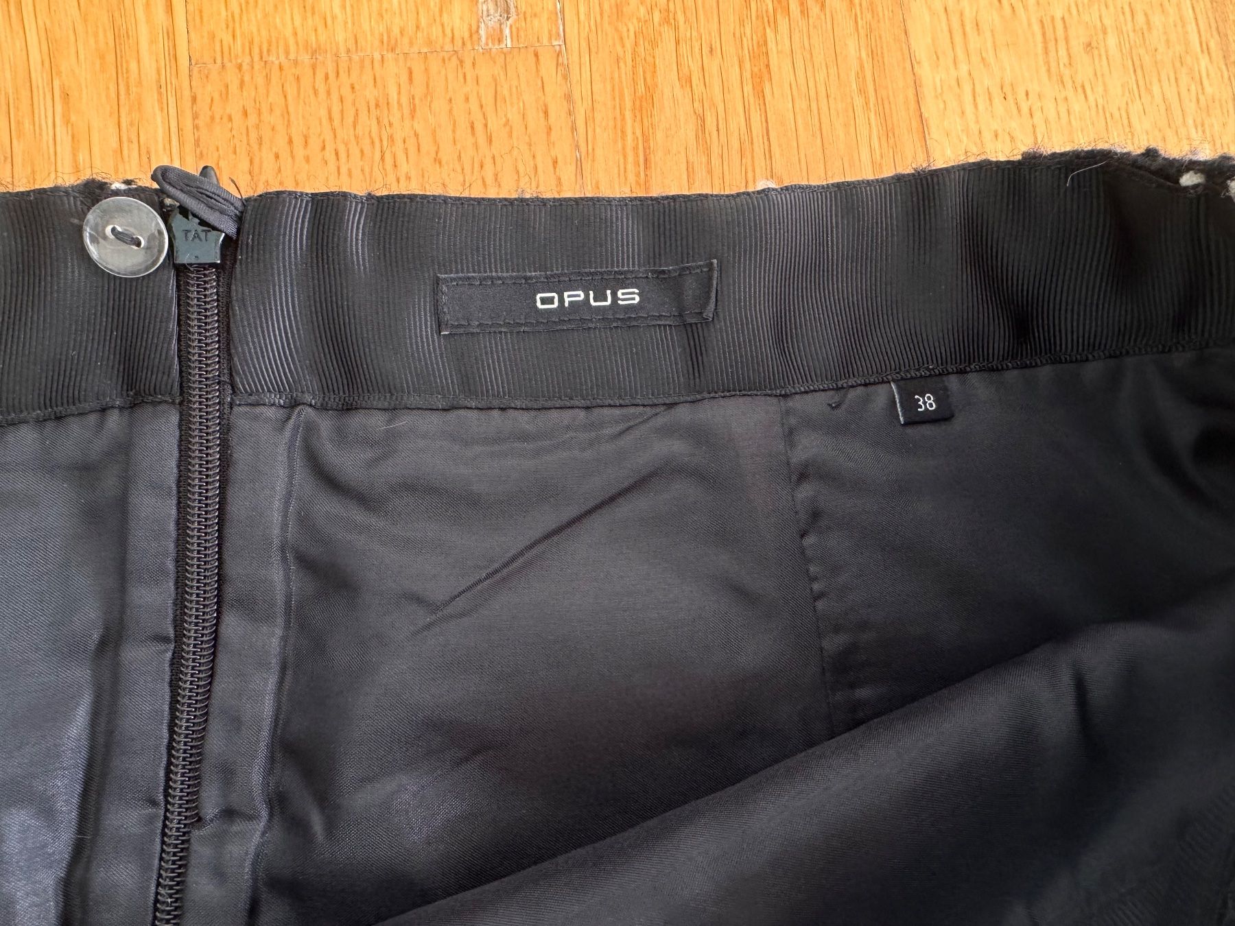 Opus Röcke: Rock von Opus, gr.38 – Gebraucht aus Birmensdorf ZH von nan_d5qd 1