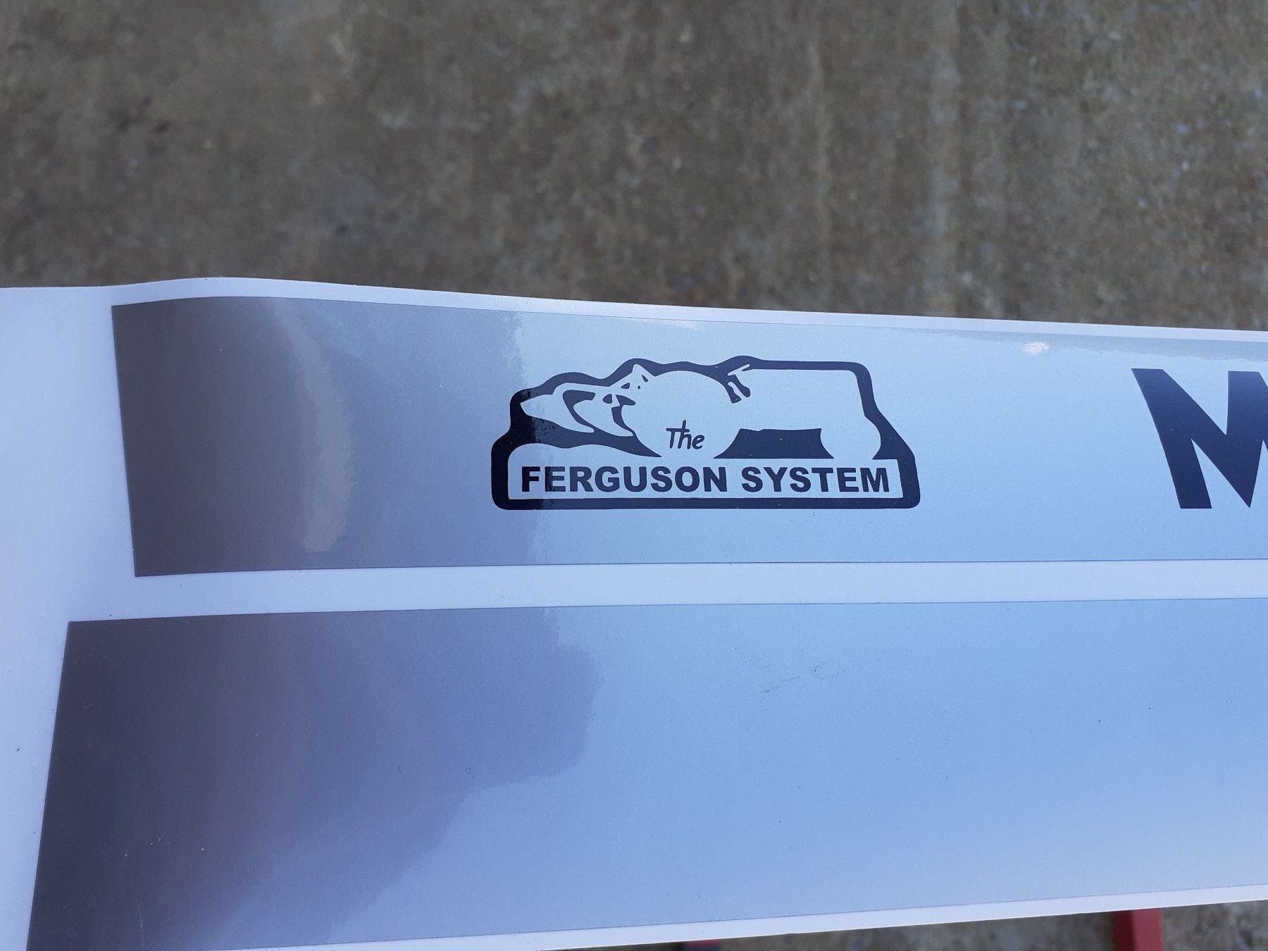 Massey Ferguson Trattori: MF Beschriftung 4-Zyl. – Nuovo e nell'imballaggio originale da Rothenthurm venduto da mf-schuler 2