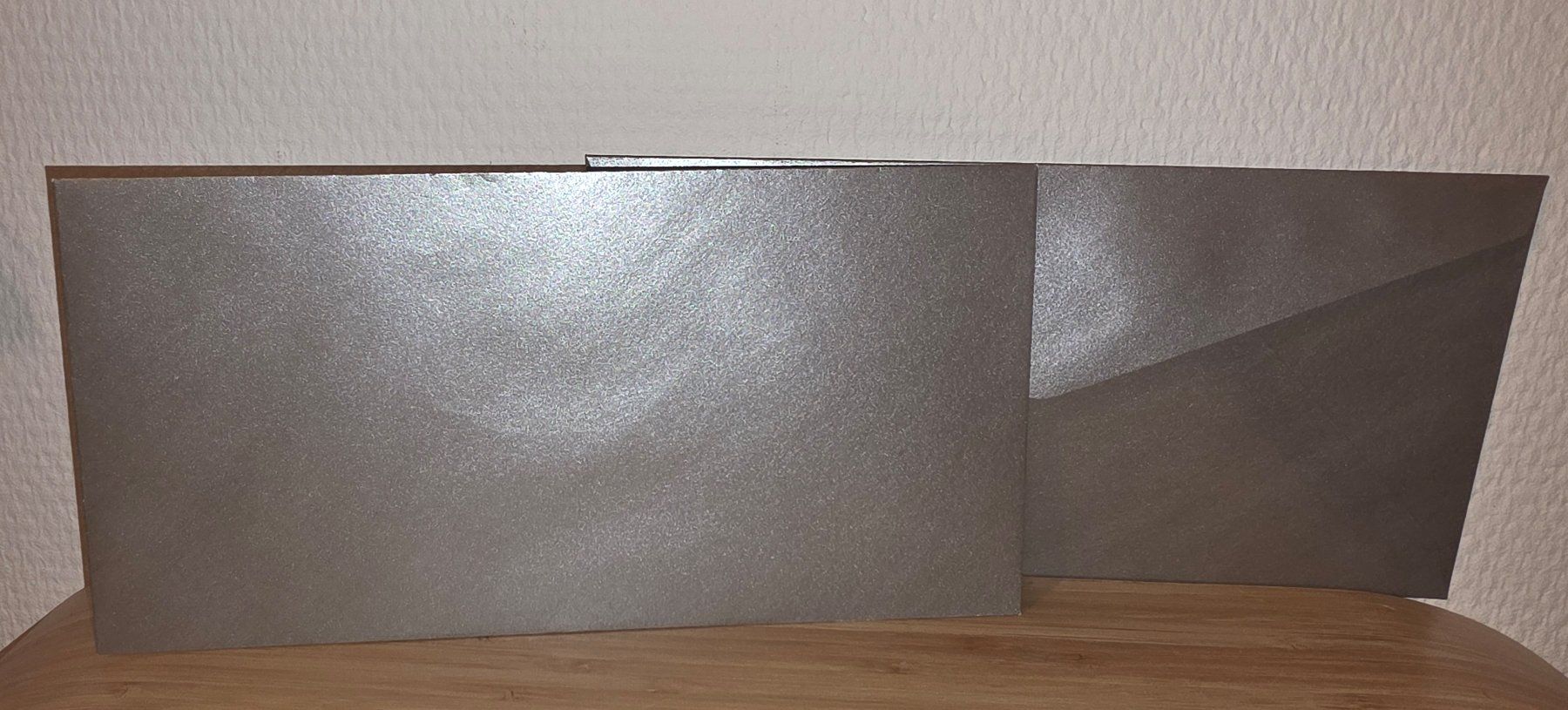Buste & buste per spedizione: Silber C6/5 Kuvert mit Steckklappe 10 Stk. im Set – Nuovo e nell'imballaggio originale da Feldis/Veulden venduto da cards4you