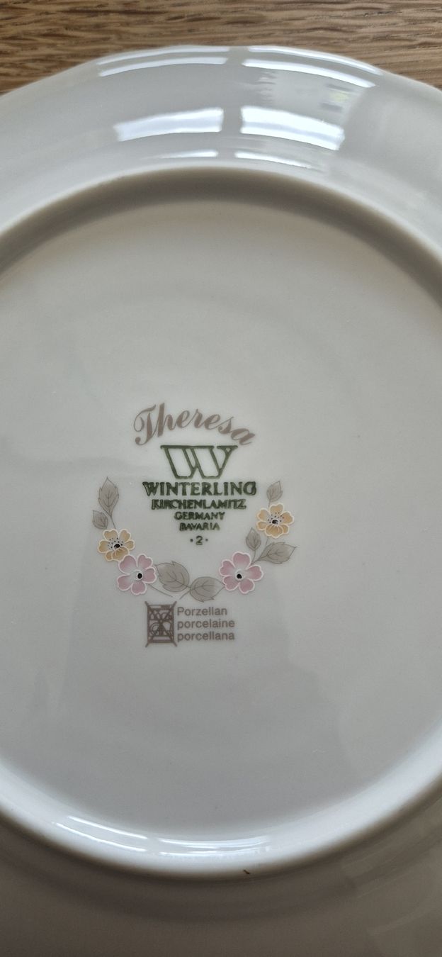 Winterling Set di piatti: 12-er Set Dessertteller mit Milchkrug – Usato da Balsthal venduto da Koala606 4