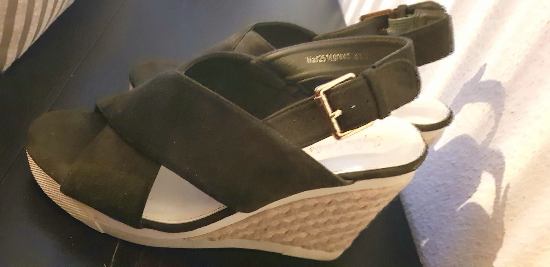 Scarpe da donna: Sandales – Nuovo e nell'imballaggio originale da Genève venduto da rescateCH 1