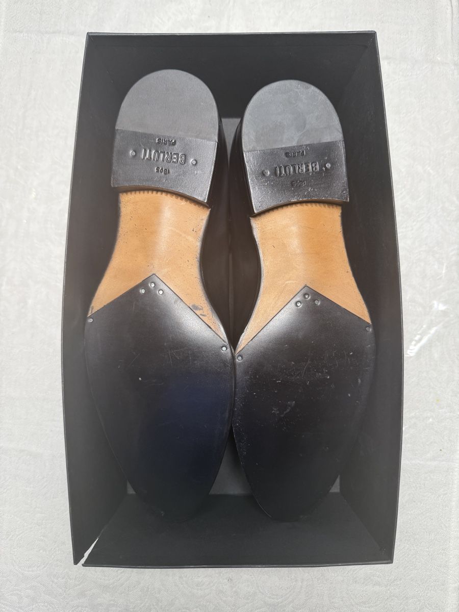 Herrenschuhe: Venezia Nero Caviar – Neu und originalverpackt aus Fully von Rikikaka 1