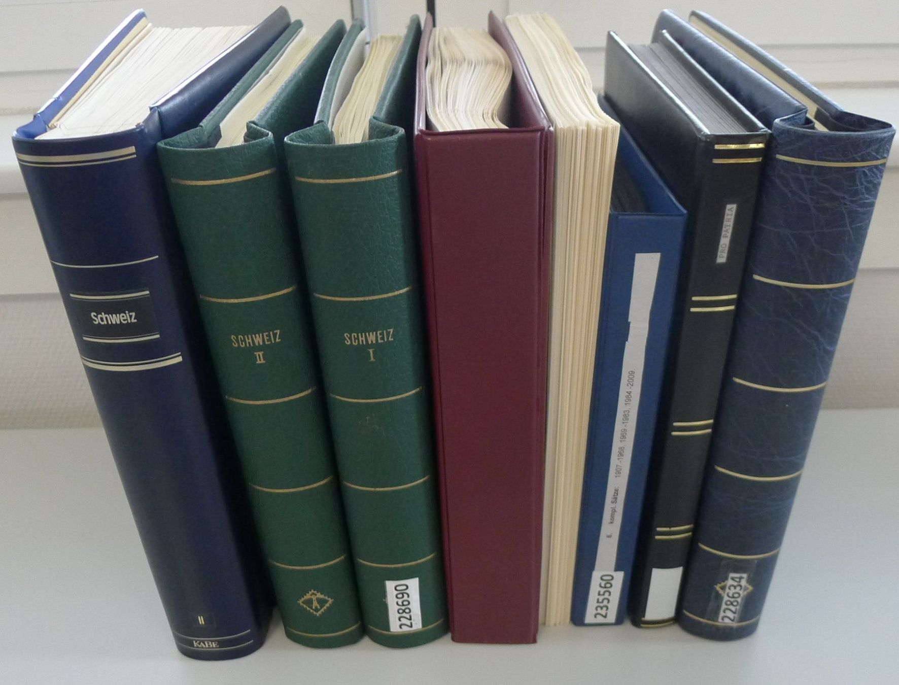 Tutti i francobolli: 1900-2001, Grosser Sammlernachlass in 8 Alben !!! – Usato da Sursee venduto da Luzernerraute