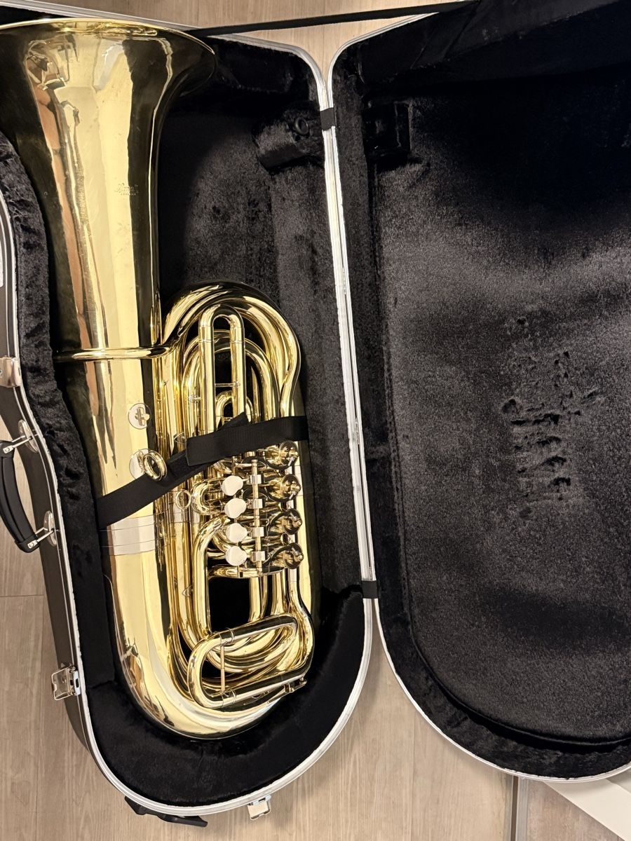 Strumenti musicali: Tuba in B AMATI mit neuem Koffer  – Usato da Grenchen venduto da Vegas45 5