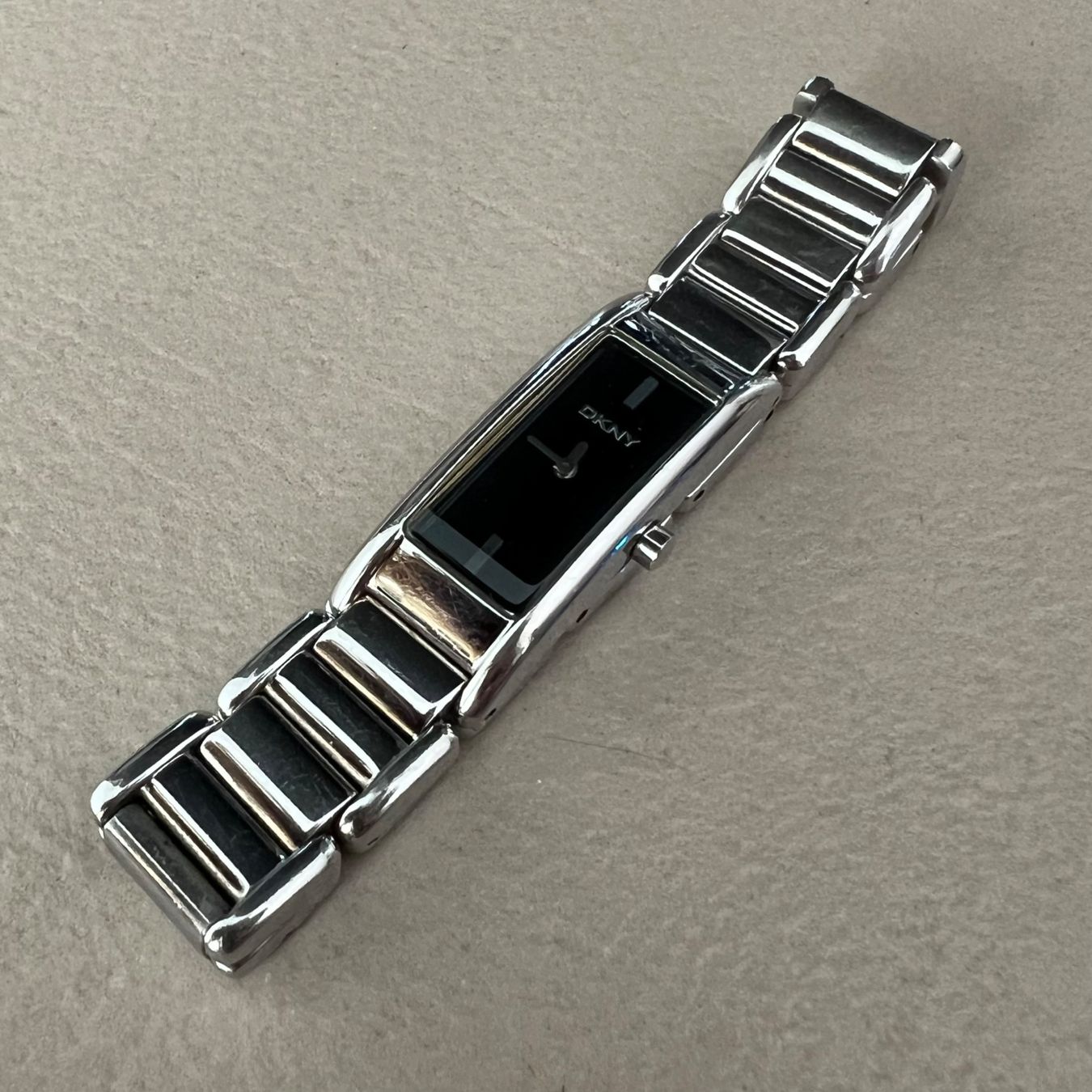 DKNY Orologi: DKNY Armbanduhr 🩶 – Usato da Zürich venduto da ClosetQueen 1