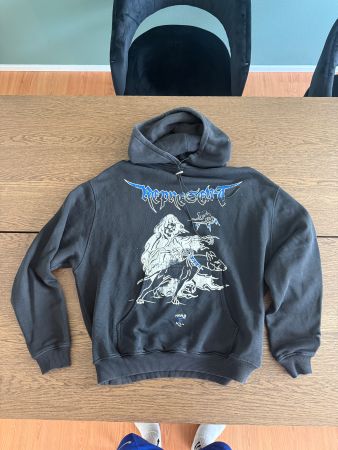 Represent Hoodie