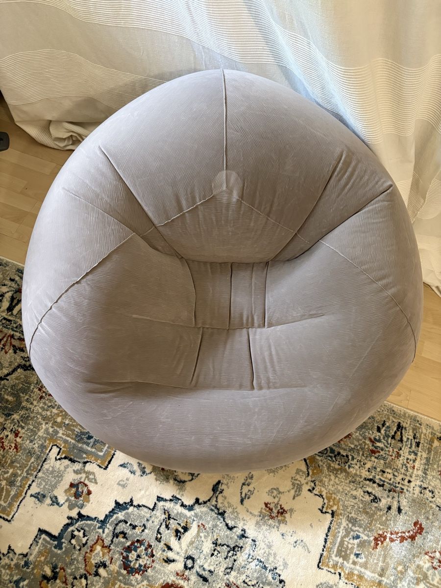 Fauteuils: Aufblasbarer Sitzsack  – Neuf (Voir description) à Zürich par Krobathsells 1