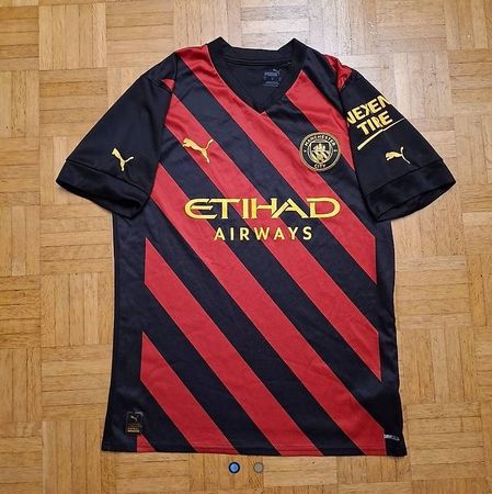 Manchester City Auswärtstrikot 22/23 in Grösse M