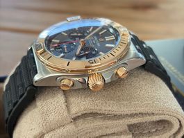 Breitling Chronomat B01 42, 18karat rosegold
