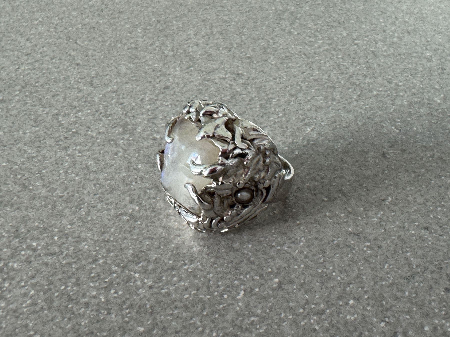 Anelli: Silber Ring mit Regenbogen Mondstein – Usato da Illnau venduto da PS62 2
