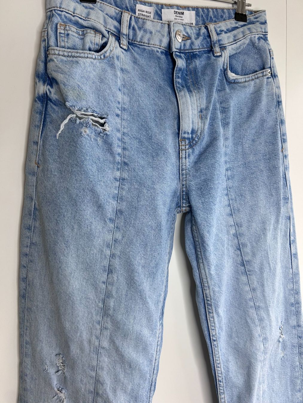 Bershka Jeans: Bershka Jeans – Usato da St. Gallen venduto da look-twice 1