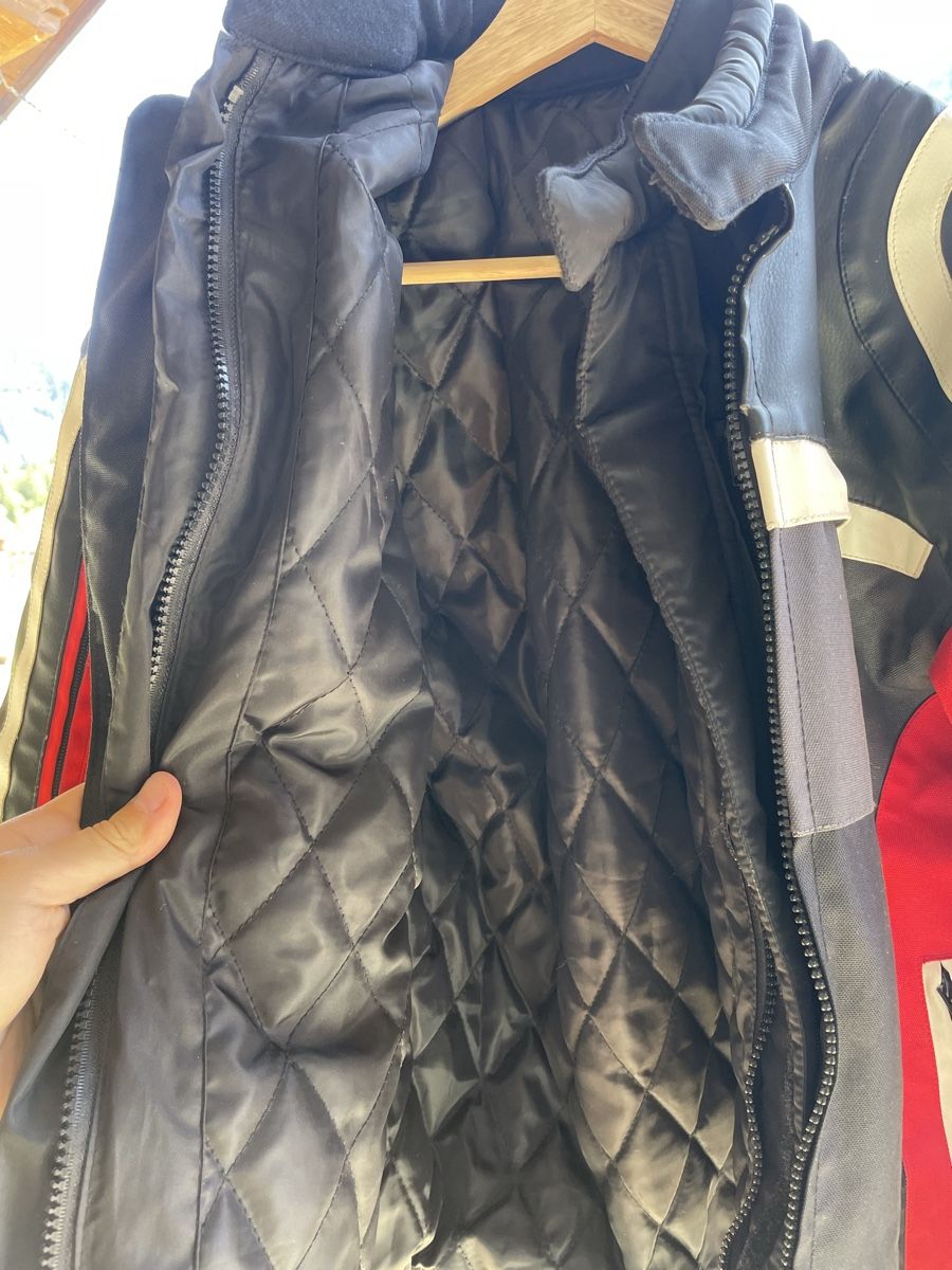 Giacche: Veste de moto taille S  – Usato da Jaun venduto da Totiii 3