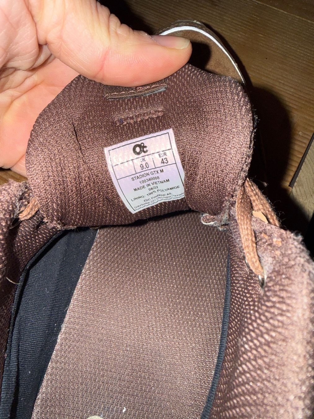 Scarpe da uomo: ZeroC - Stadion GTX - Winterschuhe 43 – Usato da Thierachern venduto da Silvan_J 1