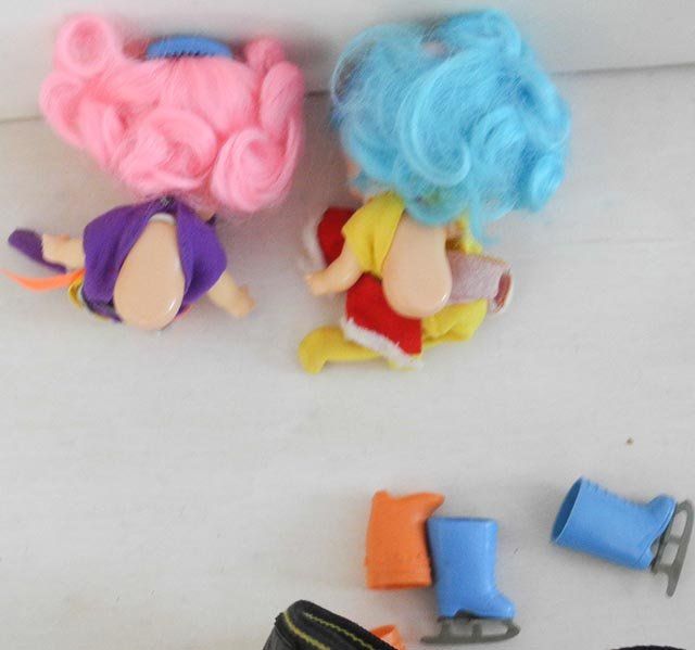 Bambole: Finger Ding Puppe Set – Usato da Benzenschwil venduto da One_way 3