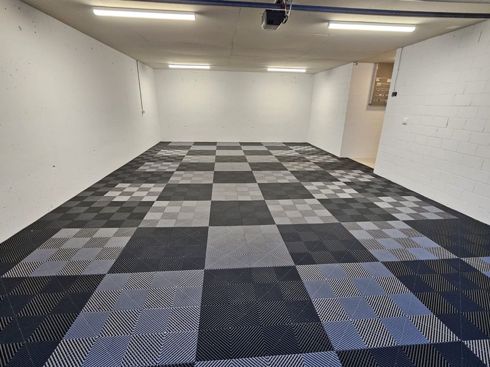 PVC Bodenplatten (Performance Floor) (Gebraucht) in Oberrindal für CHF ...