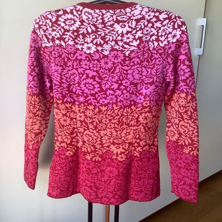 Jacke Oleana in RotTönen Kaufen auf Ricardo