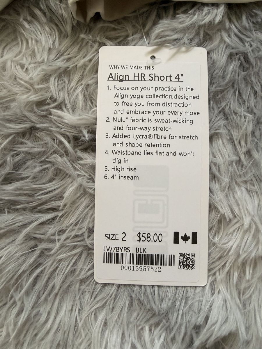 Lululemon Leggings: Lululemon Shorts – Neu (gemäss Beschreibung) aus Embrach von NovasOutlet 2