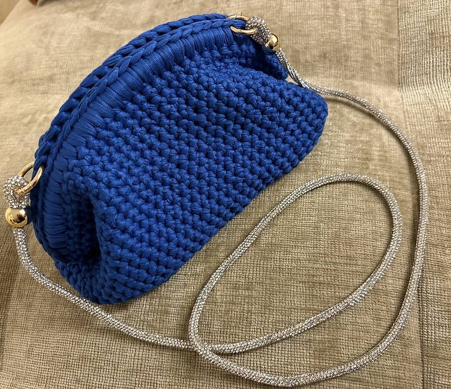 Borse da donna: Selbst gehäkelte Clutch Bag – Nuovo (secondo la descrizione) da Hinwil venduto da camposlu 3