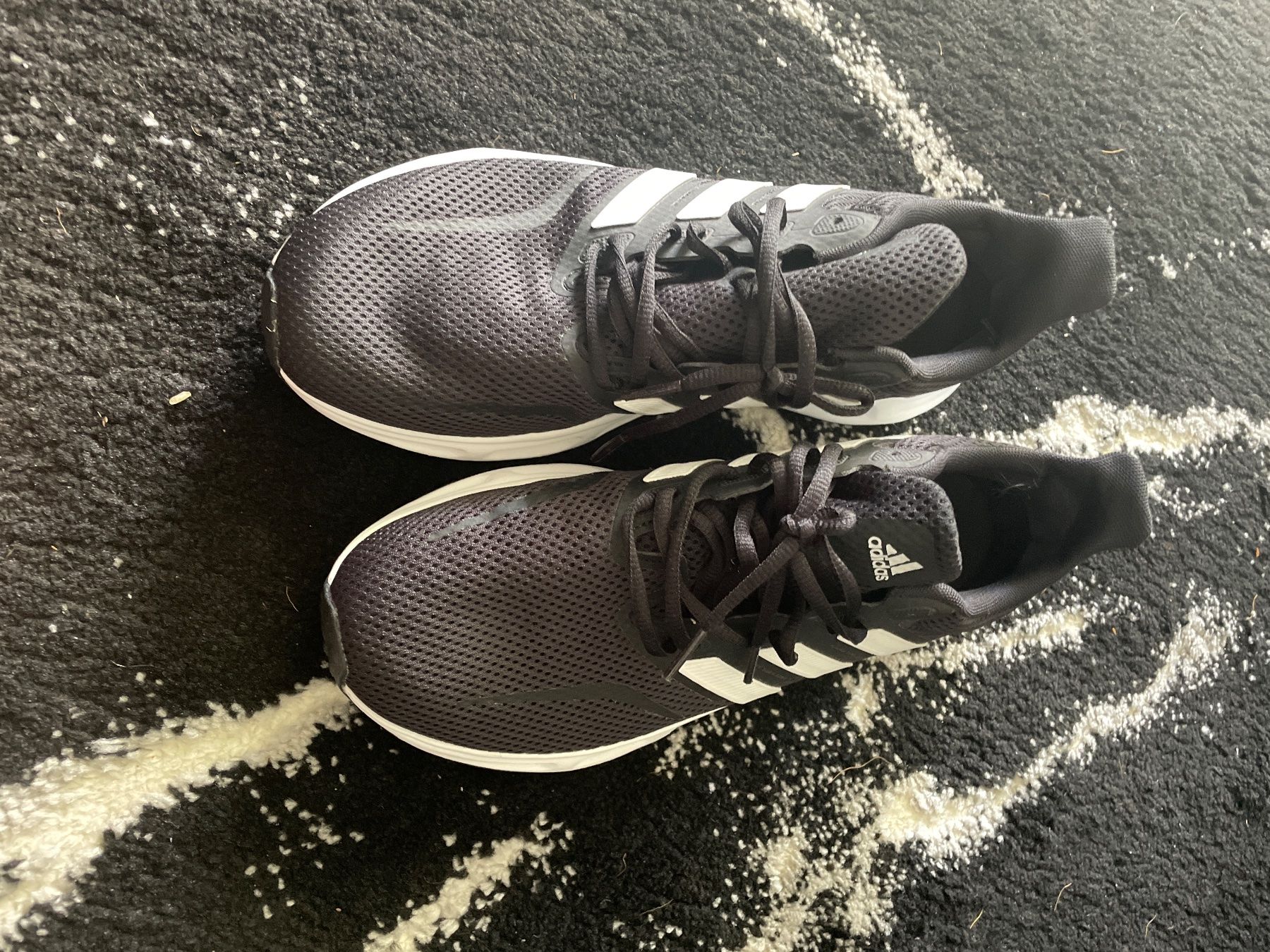 Adidas Scarpe da uomo: Original Adidas Runningschuhe, Preis VB – Nuovo (secondo la descrizione) da effretikon venduto da trka01