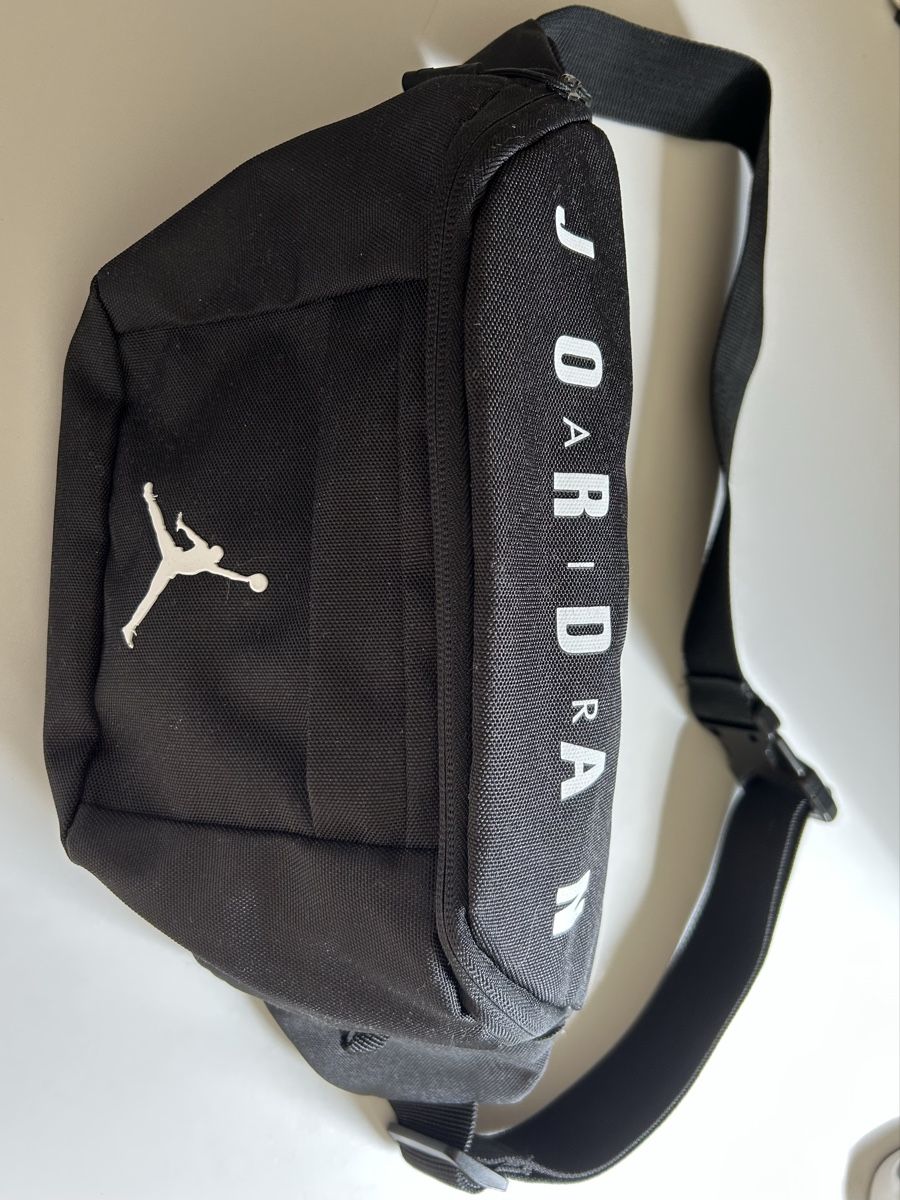 Jordan Borse: Jordan Stoff Umhängetasche, Bauchtasche – Nuovo (secondo la descrizione) da Wiler (Lötschen) venduto da Nad4 1