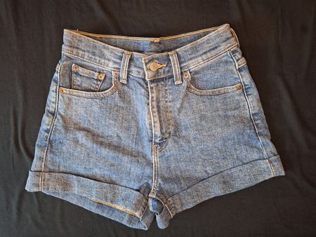 Levi's Shorts Damen Grösse 25 Jeans Hotpants Sommer