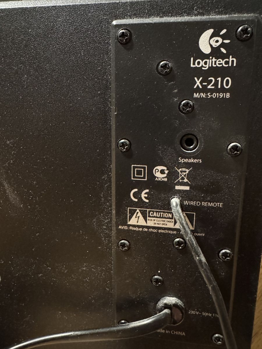 Logitech Home Cinema: Logitech Lautsprecher/ Boxen ab 1.- – Usato da Thürnen venduto da ilfuoriclasse 3