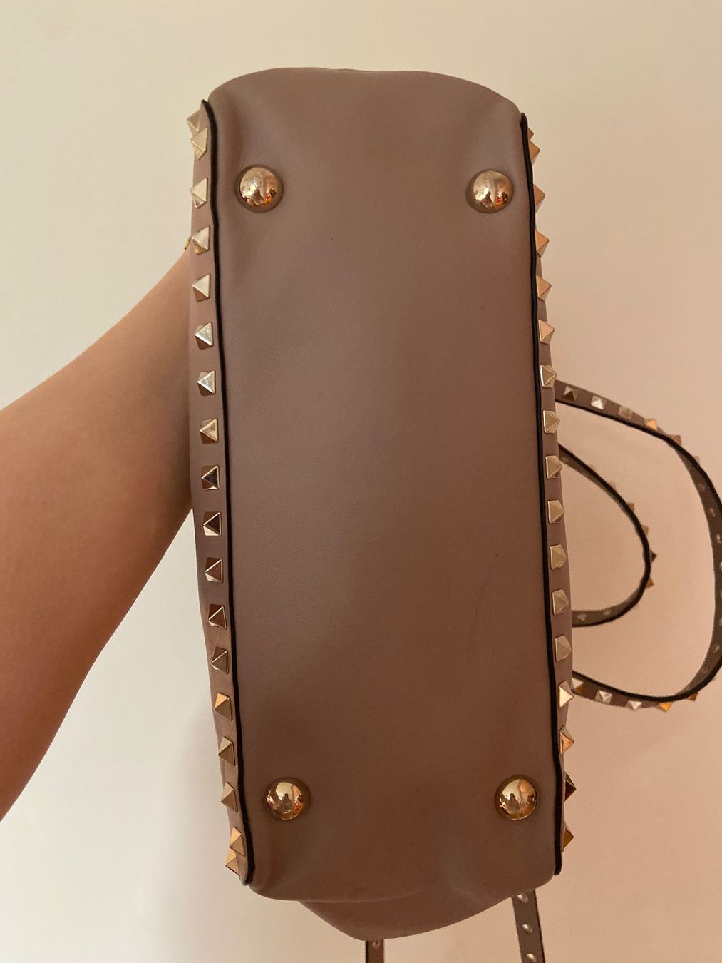 Valentino Borse da donna: Valentino Garavani Rockstud Bag Small – Usato da Jonen venduto da Lux.K. 6