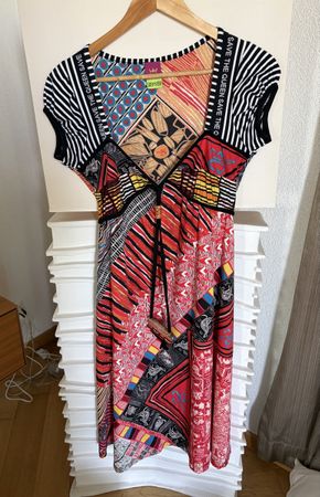 Save The Queen Sommerkleid Gr. M neuwertig & bequem!