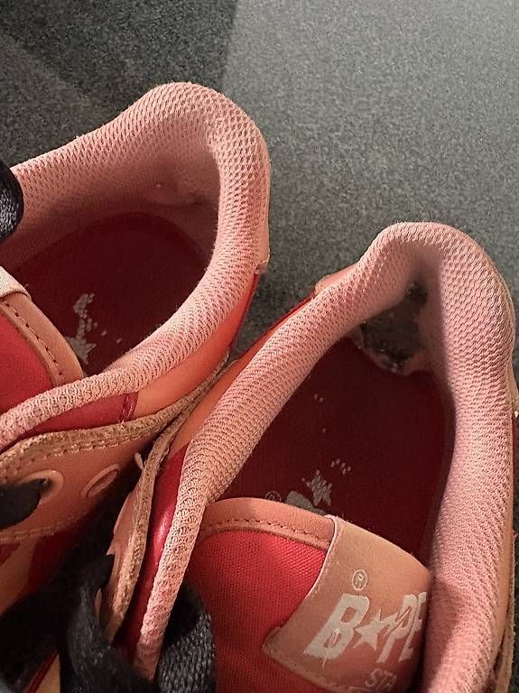 Chaussures femmes: Baskets Bape  – D'occasion à Areuse par Nic_wd9n 3