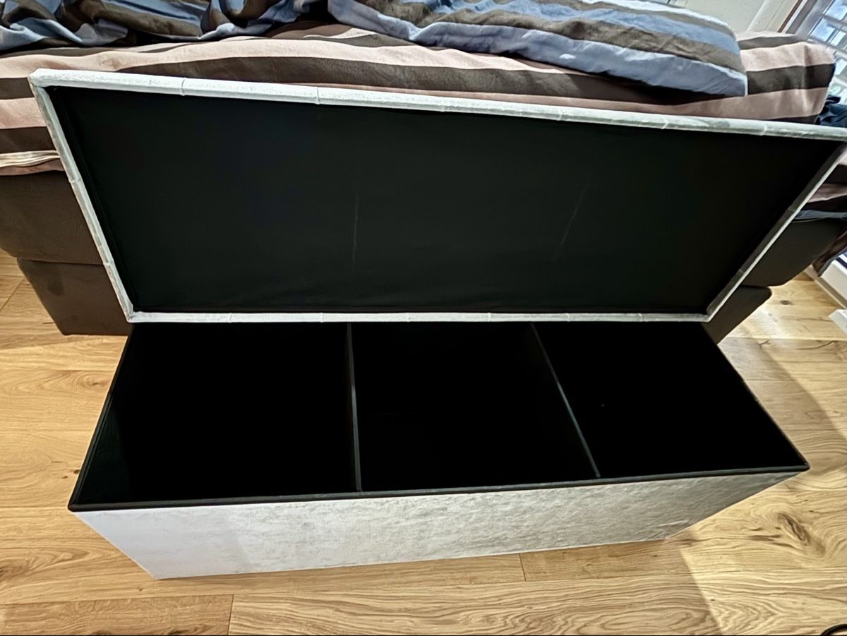 Panchine: Bettbank grau Samt, 120cm breit – Usato da Schafisheim venduto da Hansruedi_s 1