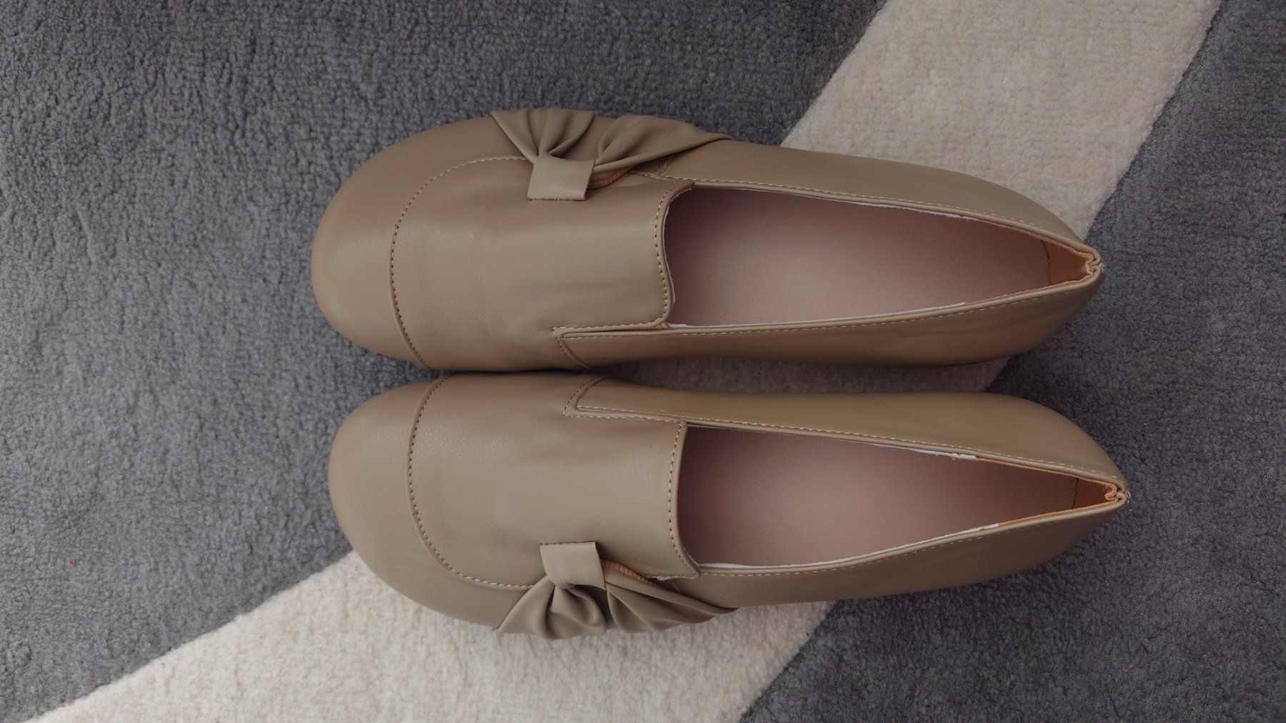 Scarpe da donna: Chaussures beiges – Nuovo e nell'imballaggio originale da Cugy VD venduto da Twinsen93 2