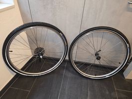 Vorder- und Hinterrad 26"
