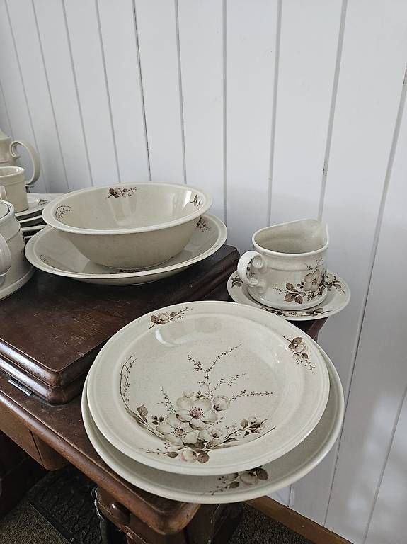 Geschirrsets: Geschirr Set – Gebraucht aus Birrhard von Schrot70 1