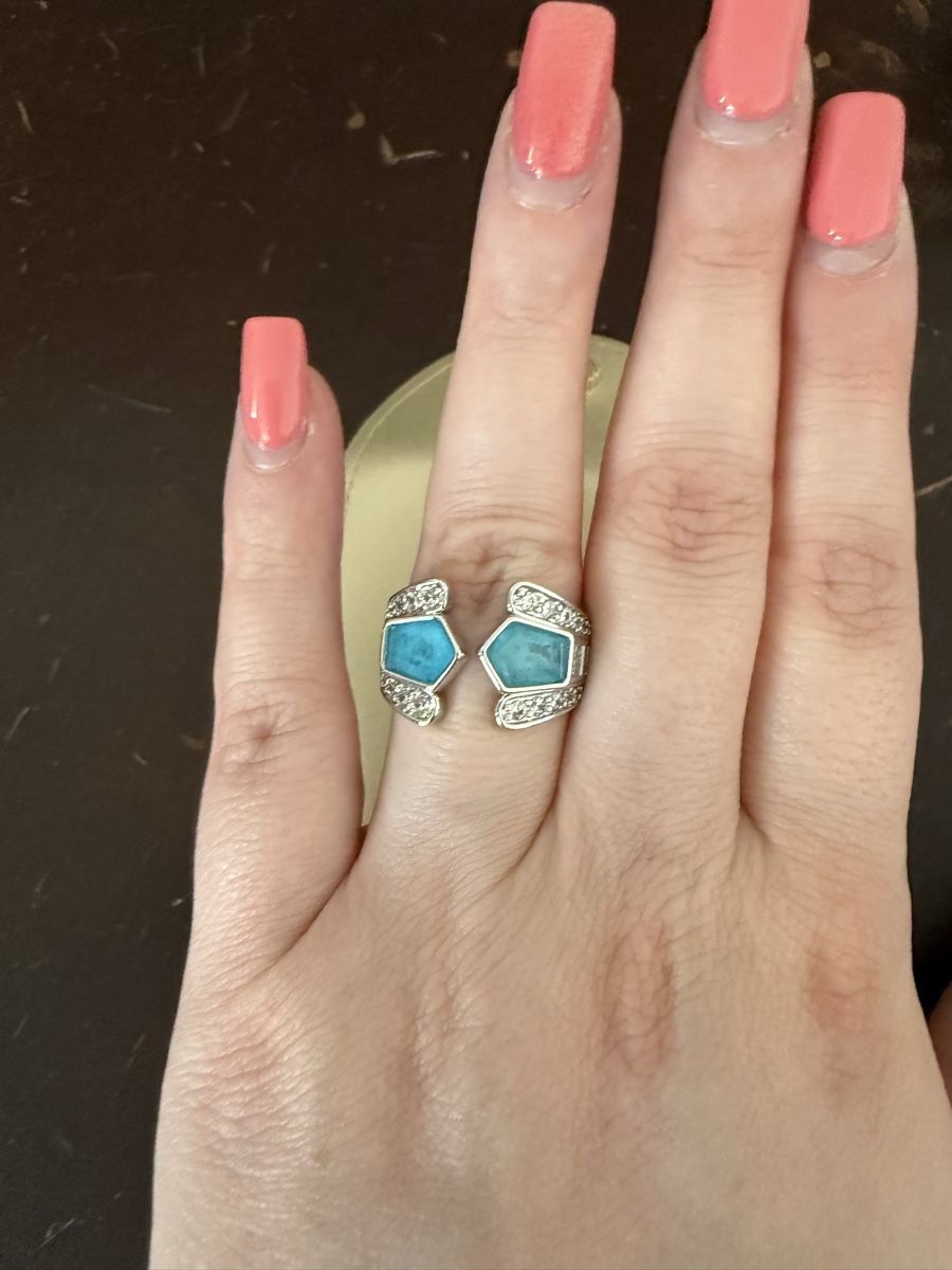 Anelli: Ring offen Silber Farbe mit blauen Steinen Grösse 8 – Nuovo (secondo la descrizione) da Winterthur venduto da _hellyeah__ 1
