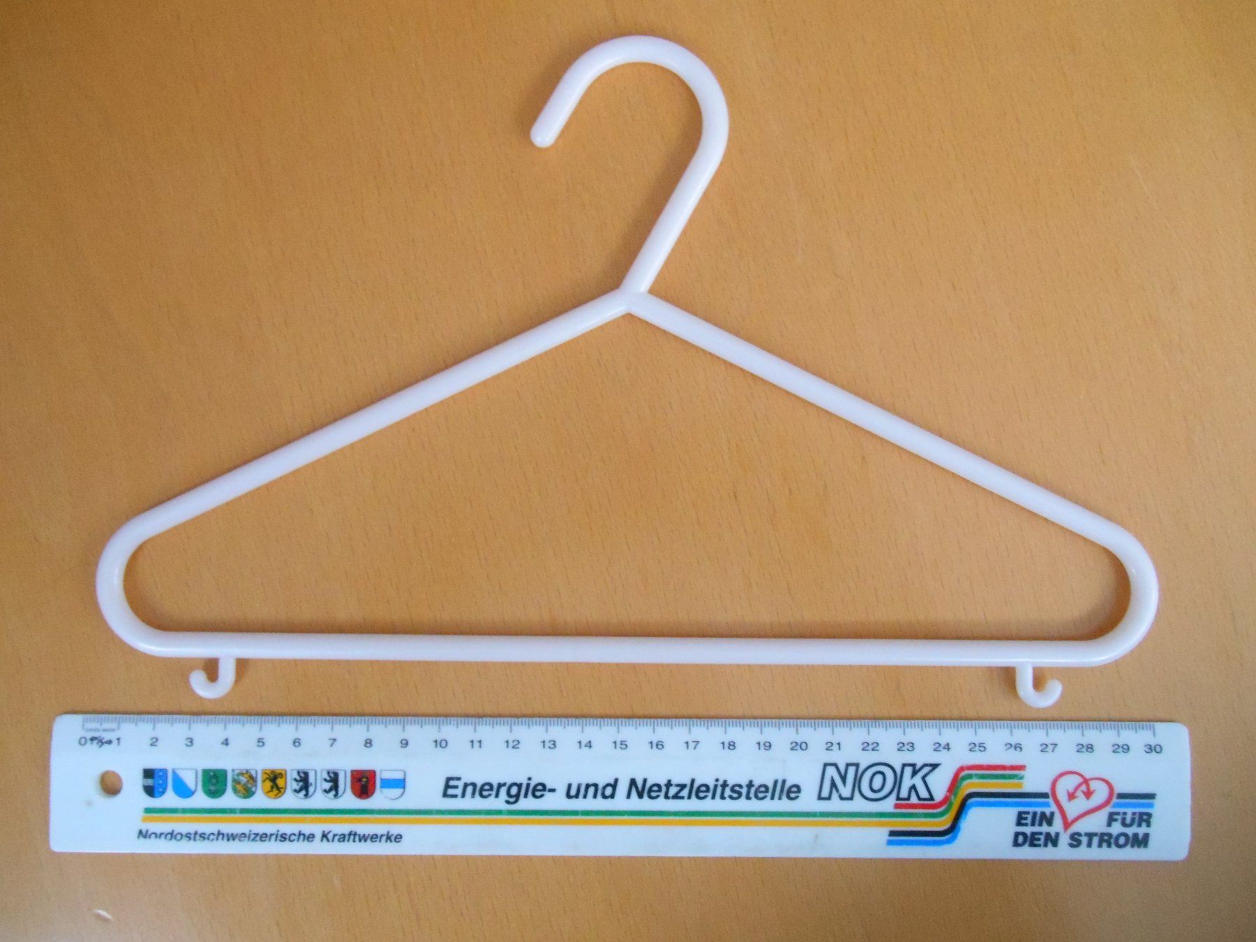Appendiabiti: 11 Kinderkleiderbügel – Nuovo (secondo la descrizione) da Nussbaumen AG venduto da Sumopi 2