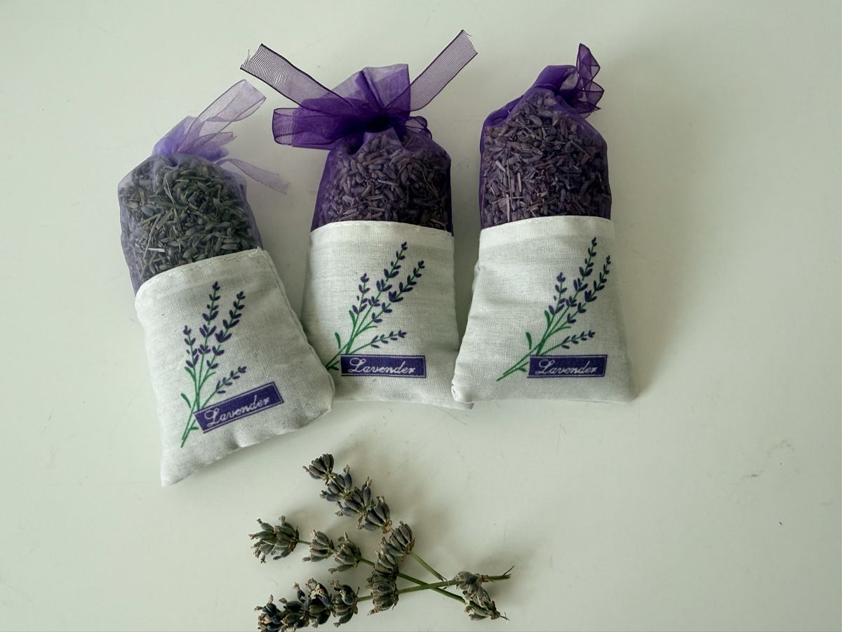 Diffuseurs: Lavendelsäckchen mit Lavendelblüten 3er Set neu – Neuf avec emballage d'origine à Urdorf par Chapar
