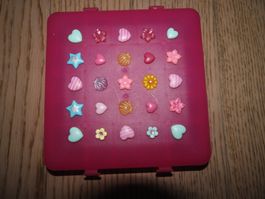 Leere Bastelmaterial-Box