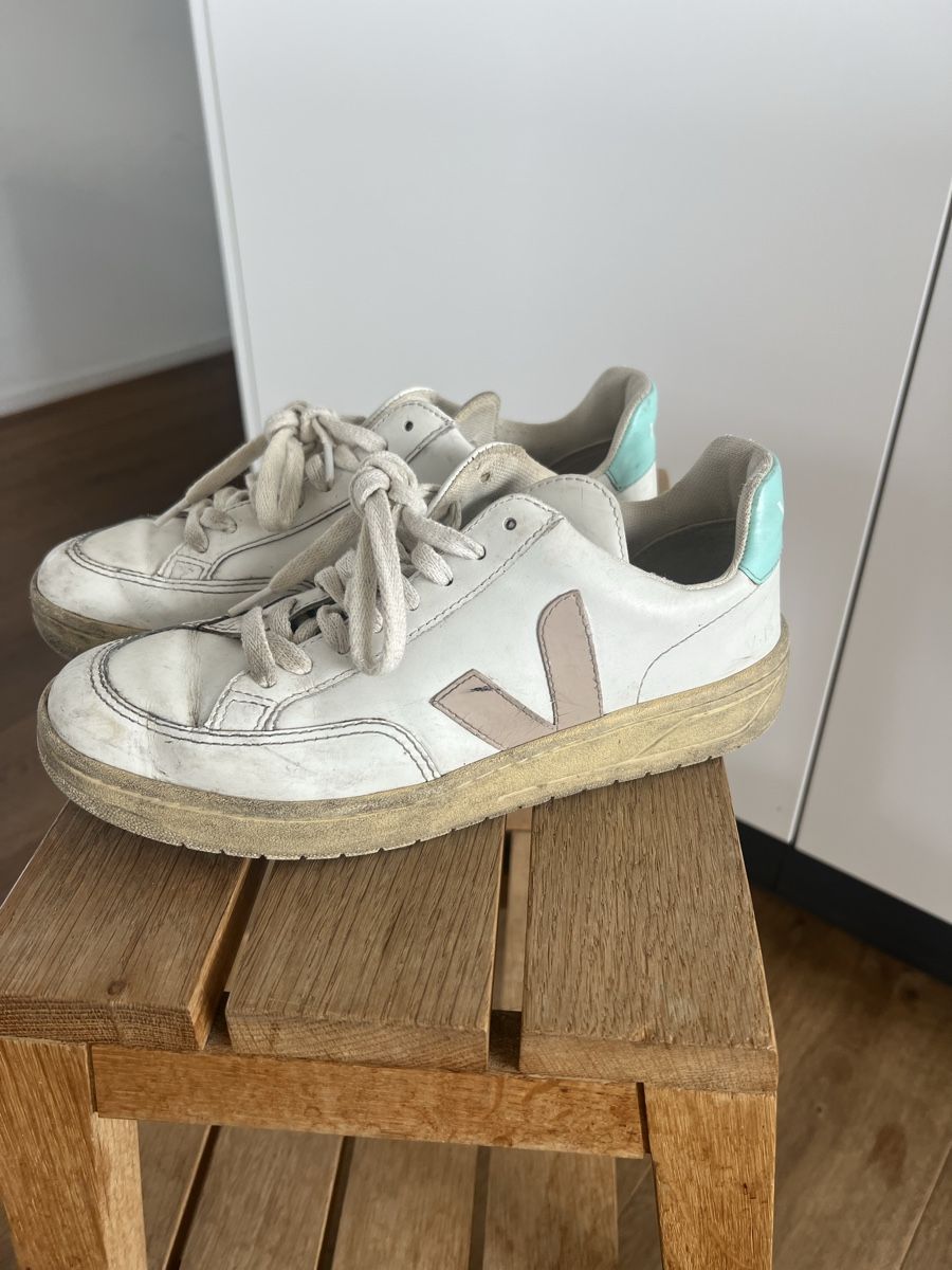 Veja Scarpe da donna: Veja Damen Sneaker Grösse 37 – Usato da Zollikon venduto da olivia_0304