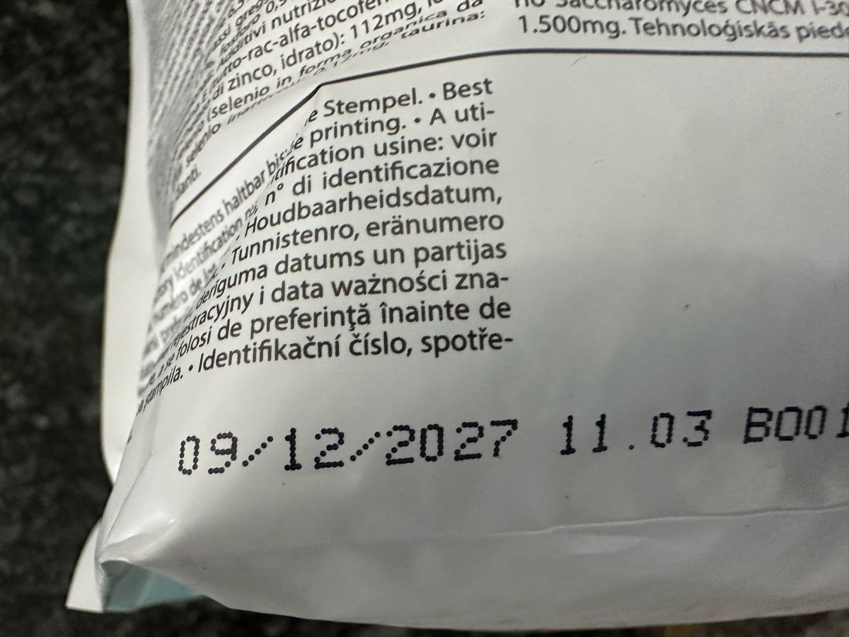 Nourriture: Kattovit Gastro Katzenfutter 3x1‘250g – Neuf (Voir description) à Wahlendorf par Tendi 2