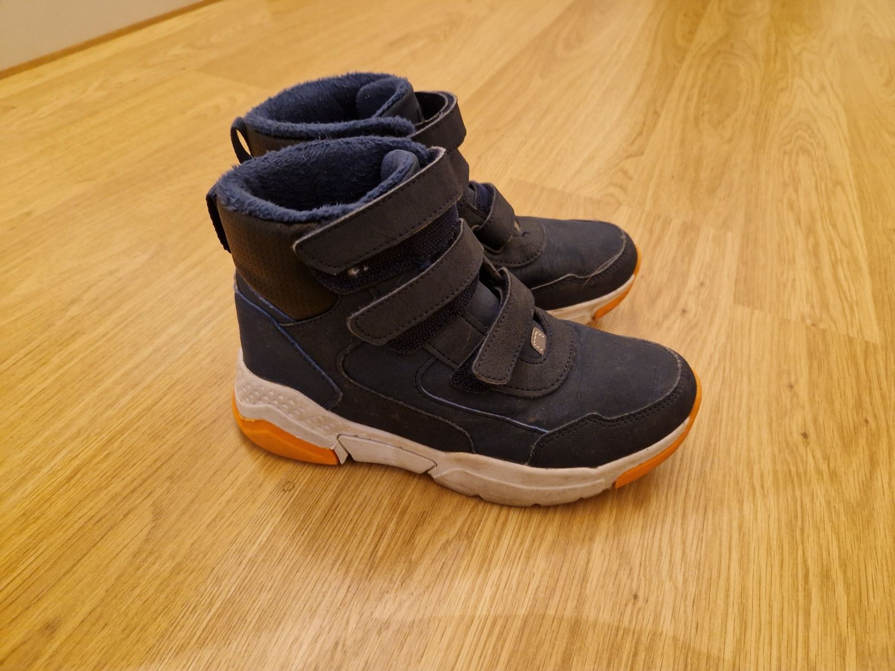 Scarpe per ragazzi: Winterschuhe Schuhe Vty 33 – Nuovo (secondo la descrizione) da Giswil venduto da monimaus08