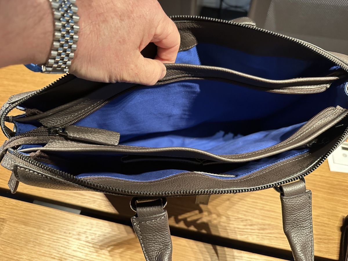 Navyboot Koffer & Taschen: NAVYBOOT Aktentasche, Top Zustand, NEU! – Neu (gemäss Beschreibung) aus Stansstad von Dalmatinerhjf 5