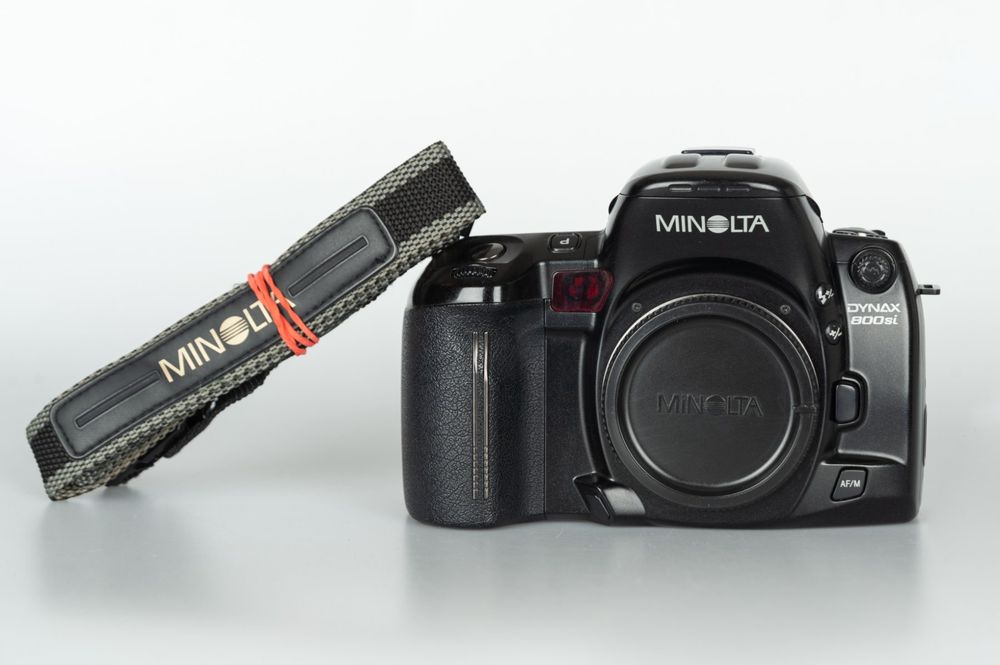 Kinofilmové zrcadlovky Minolta Dynax 500si, 800si a 8000i