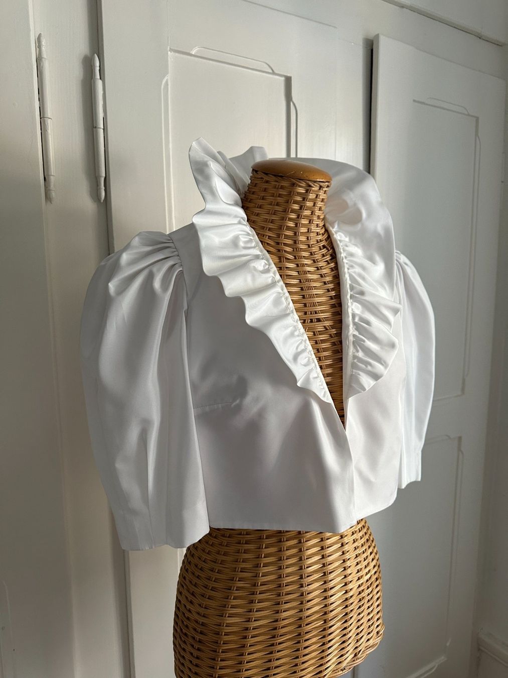 Boleros: Empire Bolero Jäckchen weiss - XS – Gebraucht aus Zürich von Diazaio 1