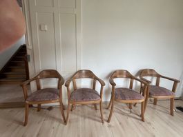 4 Holzstühle aus Massivholz (Lindt)