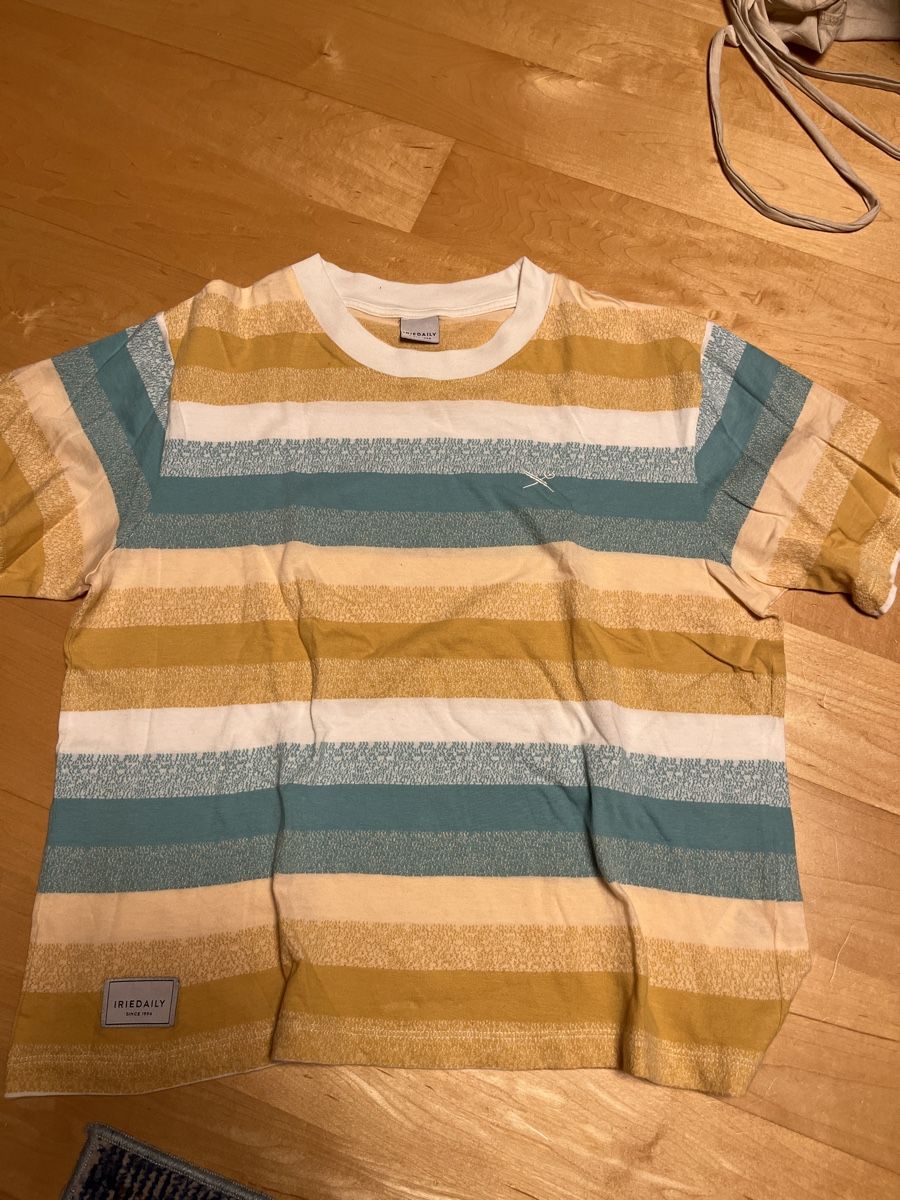 Iriedaily T-shirt: Iriedaily Streifenshirt Grösse M – Nuovo (secondo la descrizione) da Betschwanden venduto da Racer00