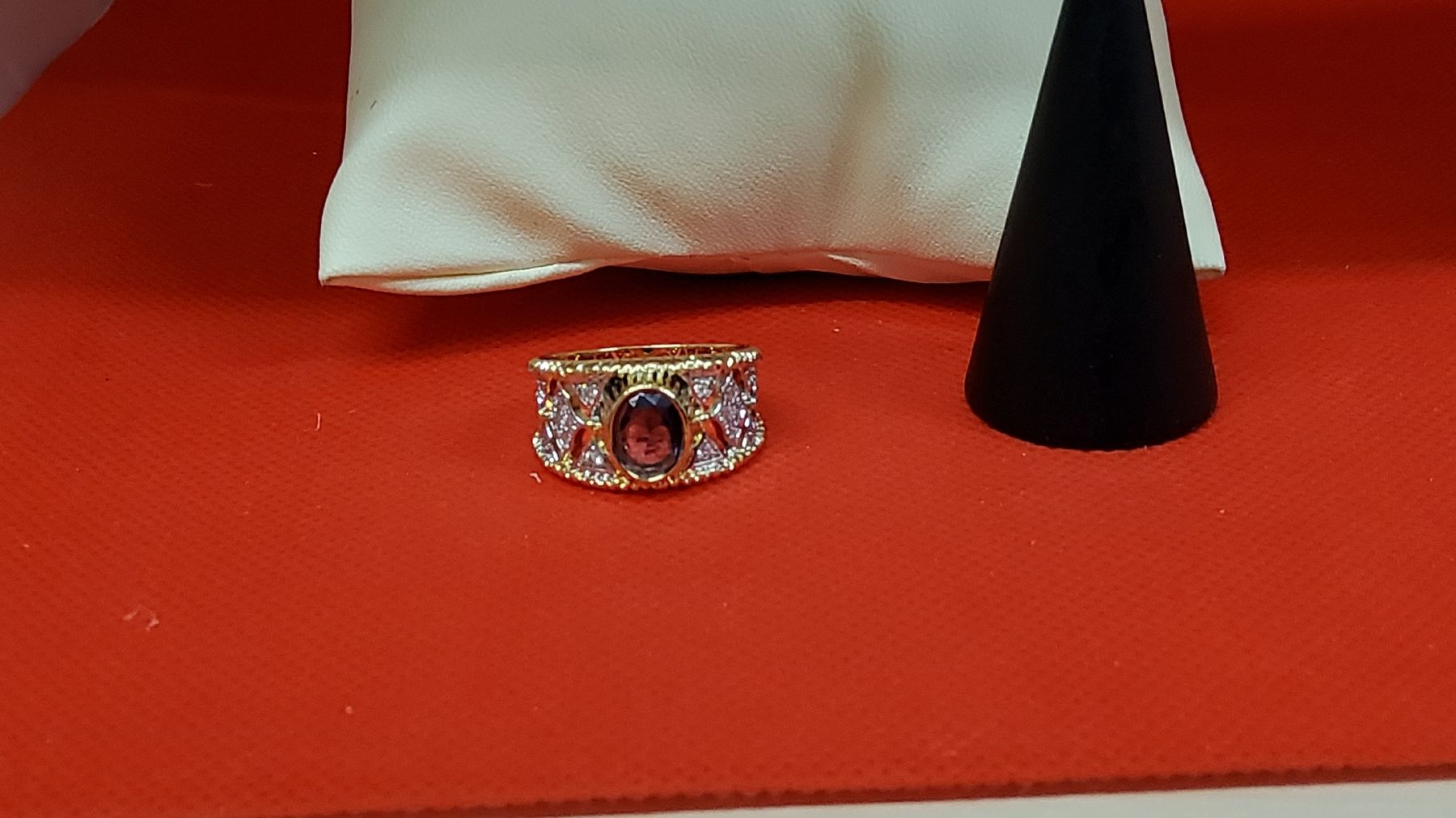 Ringe: Ring mit blauem Stein und Zirkonia – Neu (gemäss Beschreibung) aus Herisau von Nluanalucas 2